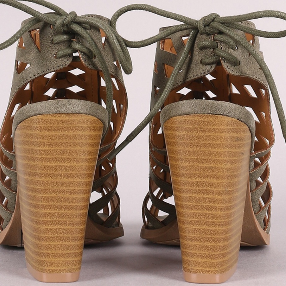 Qupid Georgia Distressed Khaki Stacked Wood Heel - Picture 2 of 8